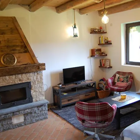 Planinska Kuca Olga-tara 度假居 *